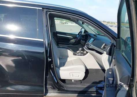 2017 Toyota Highlander Xle from USA, damaged, VIN 5TDJZRFH9HS380217